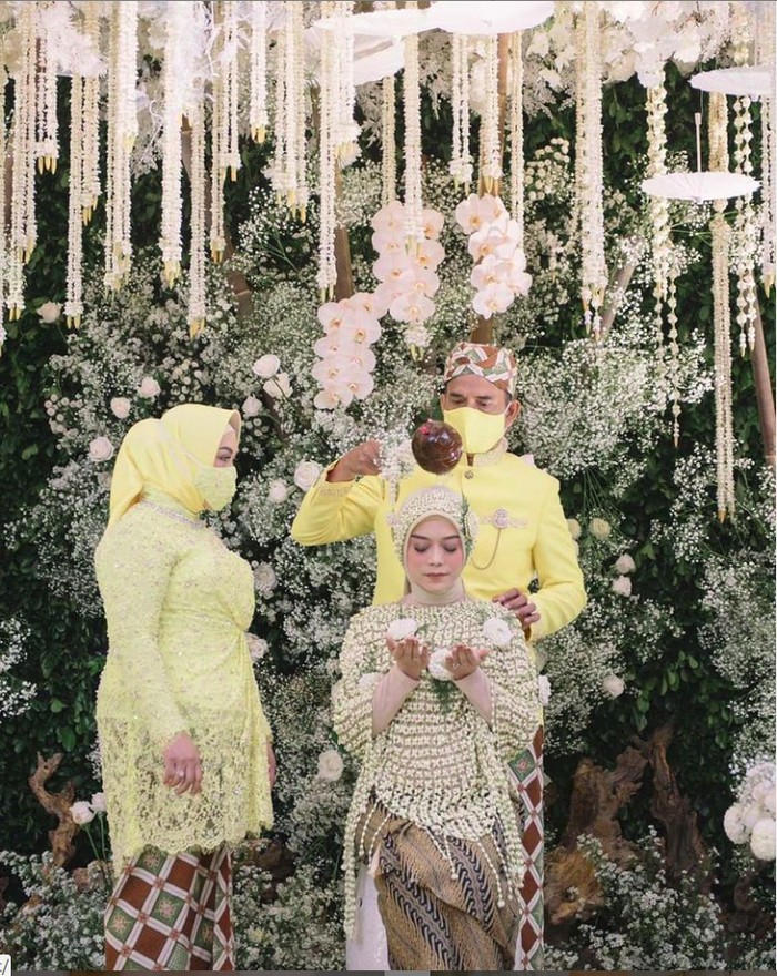 lesti-kejora hamil duluan siraman