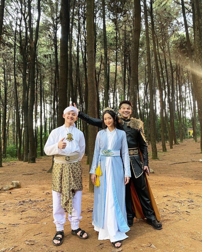 ririn dwi ariyanti dan jonathan frizzy selingkuh