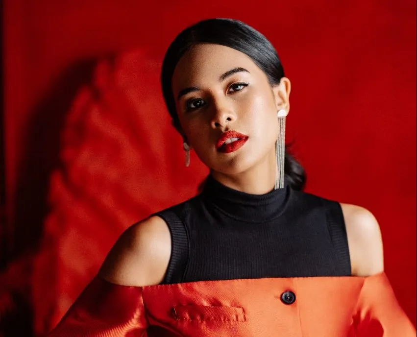 Maudy Ayunda  Ungkapkan Kegundahan Hati Lewat Single Heartless