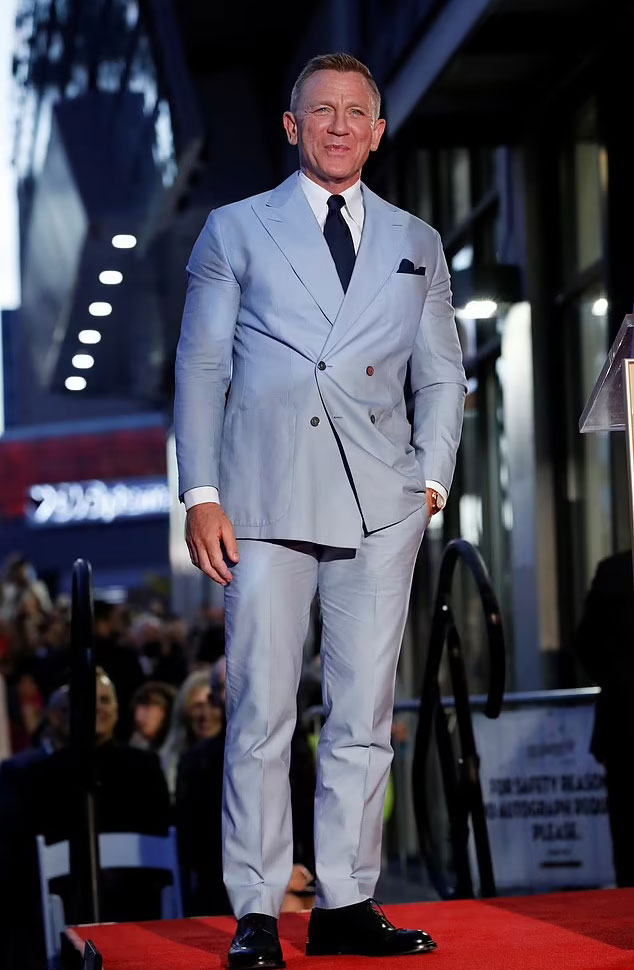 daniel-craig-james-bond-walk-of-fame