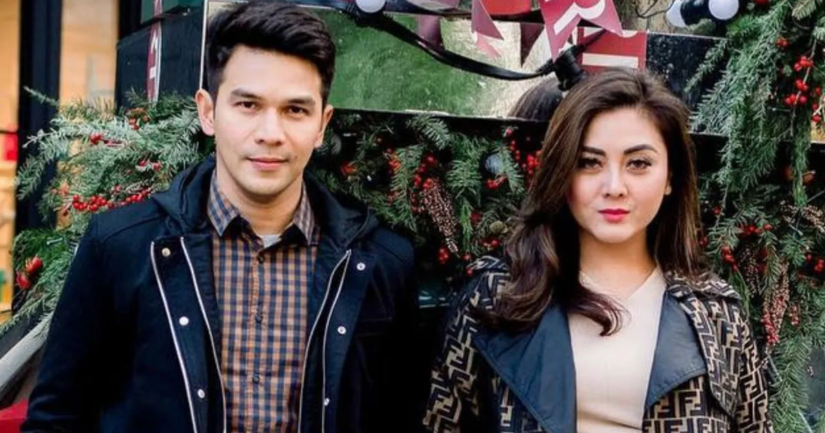 Usai ‘Baku Hantam’, Jonathan Frizzy dan Dhena Devanka Tiba-tiba Berdamai. Ini Alasannya!