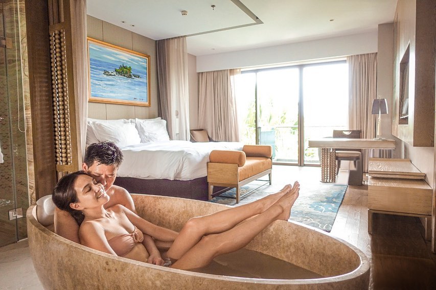 foto mesra shandy aulia dan david herbowo suami
