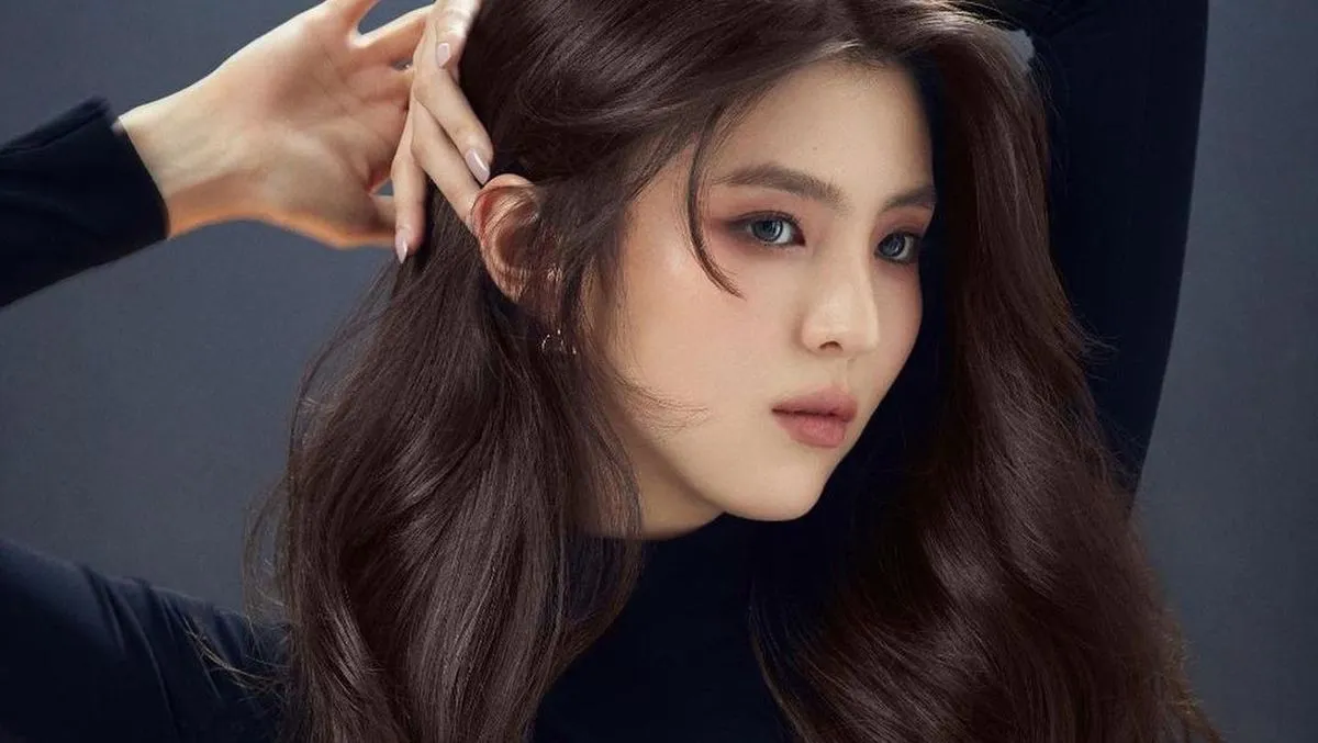 Han So Hee Dikawal Empat Cowok Keren di BIFF 2021. Siapa Saja Mereka?