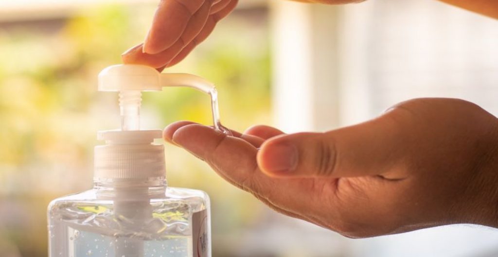 hand sanitizer penghapus cat kuku