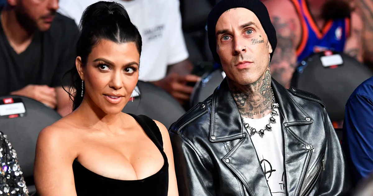 Kourtney Kardashian Dilamar Travis Barker di Tengah Hamparan Mawar. Intip Foto-foto Romantisnya yang Bikin Baper!