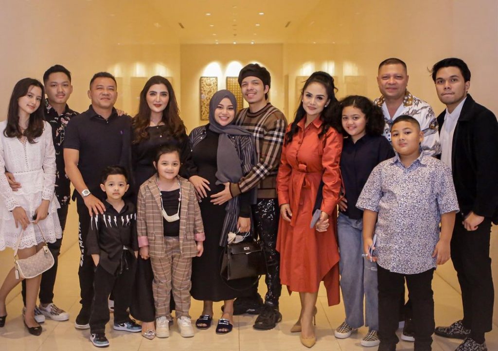 raul lemos keluarga anang hermansyah 1