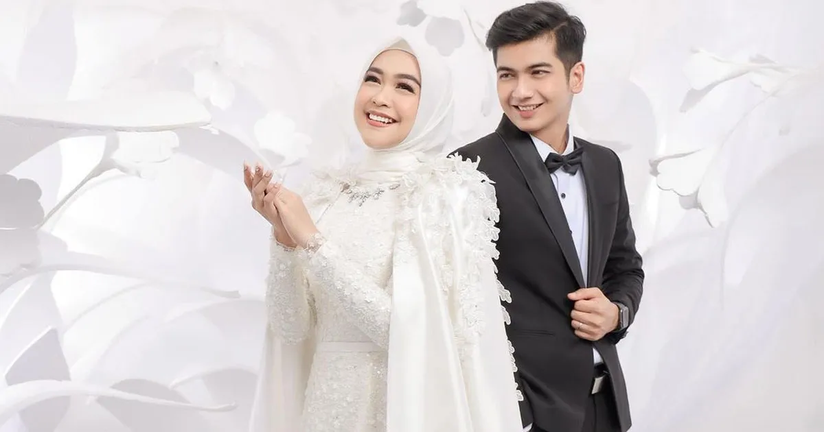Pihak KUA Buka Suara soal Tanggal Pernikahan Ria Ricis. Beneran 5 November?