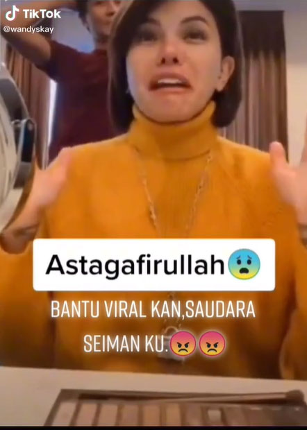 video-nikita-mirzani-permainkan-hina-bacaan-salat