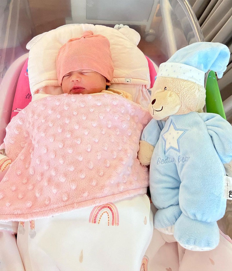 foto-anak-caesar-hito-baby-bible-dan-felicya-angelista-Graziella-Bible-Emmanuela-31