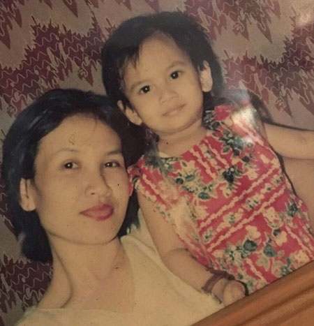 foto-masa-kecil-vanessa-angel-jadul-dan-ibu-kandung