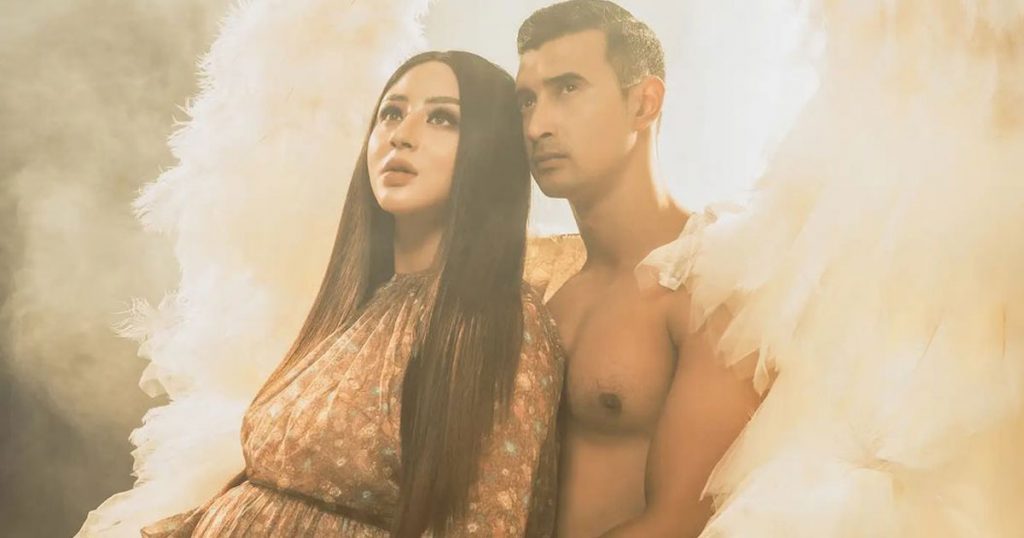 istri-ali-syakieb-melahirkan