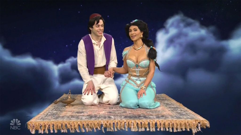 kim-kardashian-dan-pete-davidson-resmi-pacaran