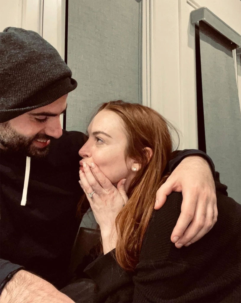 lindsay-lohan-aktris-hollywood-resmi-tunangan-cincin-berlian