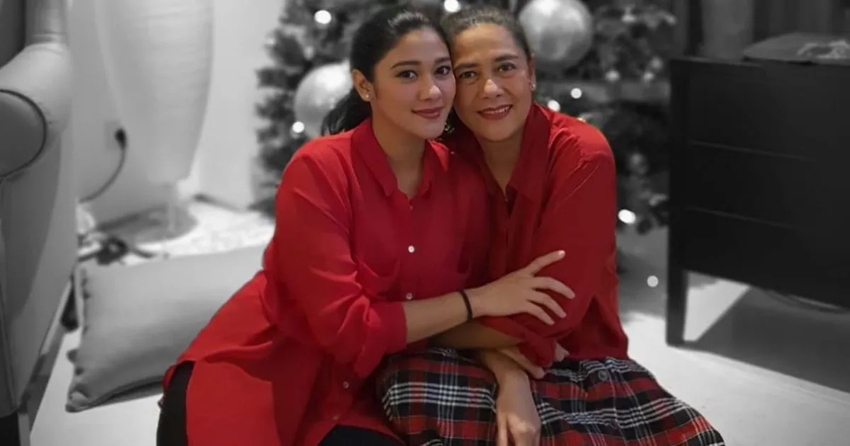 Dikabarkan Pindah Agama, Ini Pesona Lydia Kandou Berhijab dan Memakai Cadar