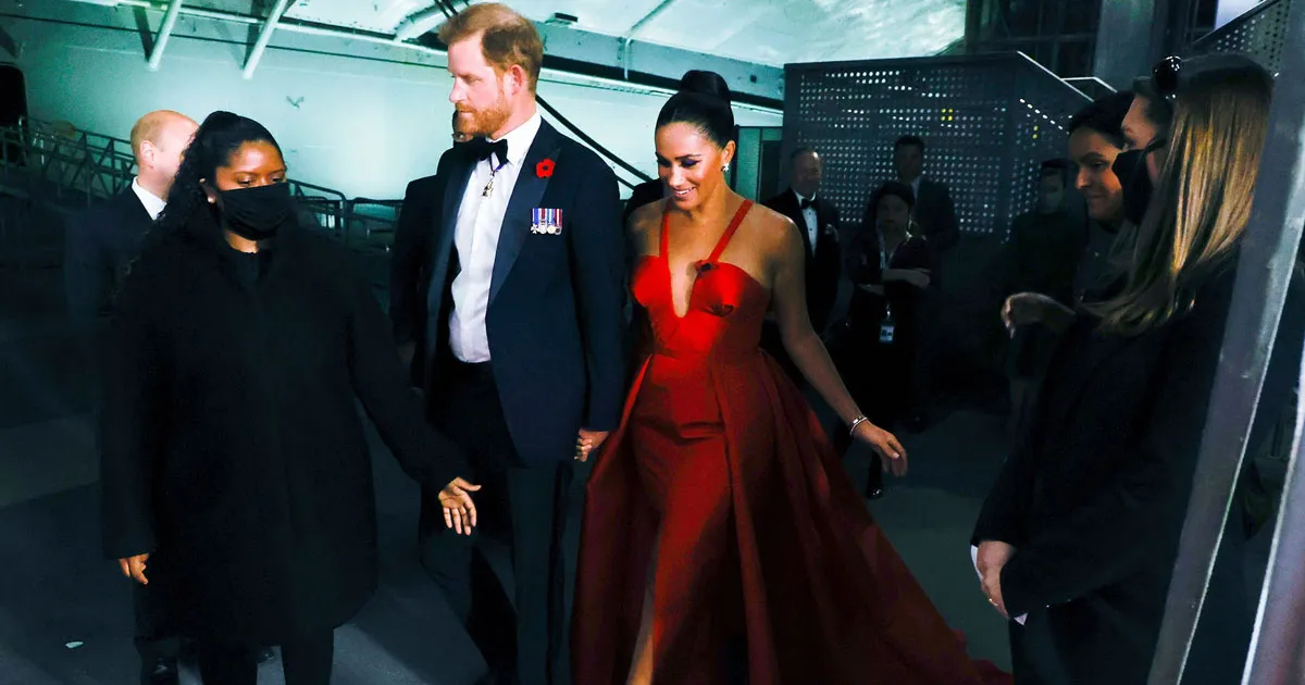 Hadiri Acara Veteran, Meghan Markle Tampil Seksi Bak Seleb Hollywood di Piala Oscar