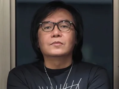 penampilan-ari-lasso-kanker-limpa-ganas-dan-langka foto botak gundul