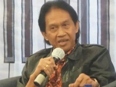 pengamat-musik-bens-leo-meninggal-dunia-covid-19