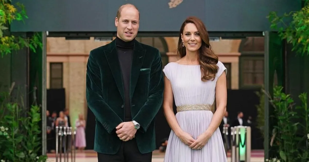Royal Family Rilis Kartu Natal, Rambut Putri Charlotte Curi Perhatian. Mirip Rapunzel!