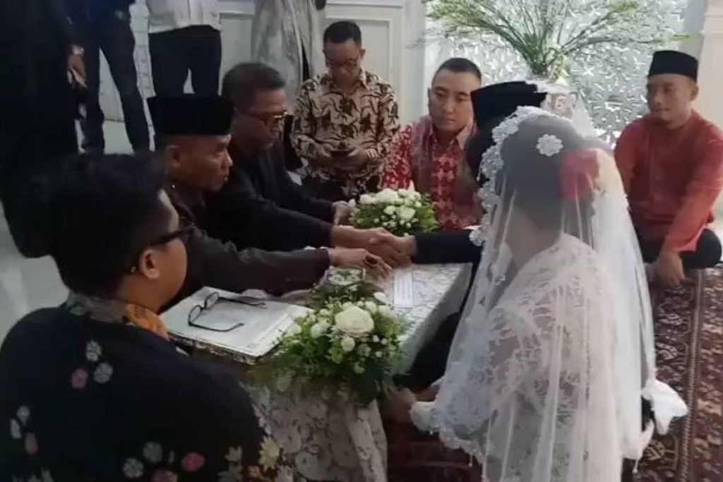 vanessa angel menikah