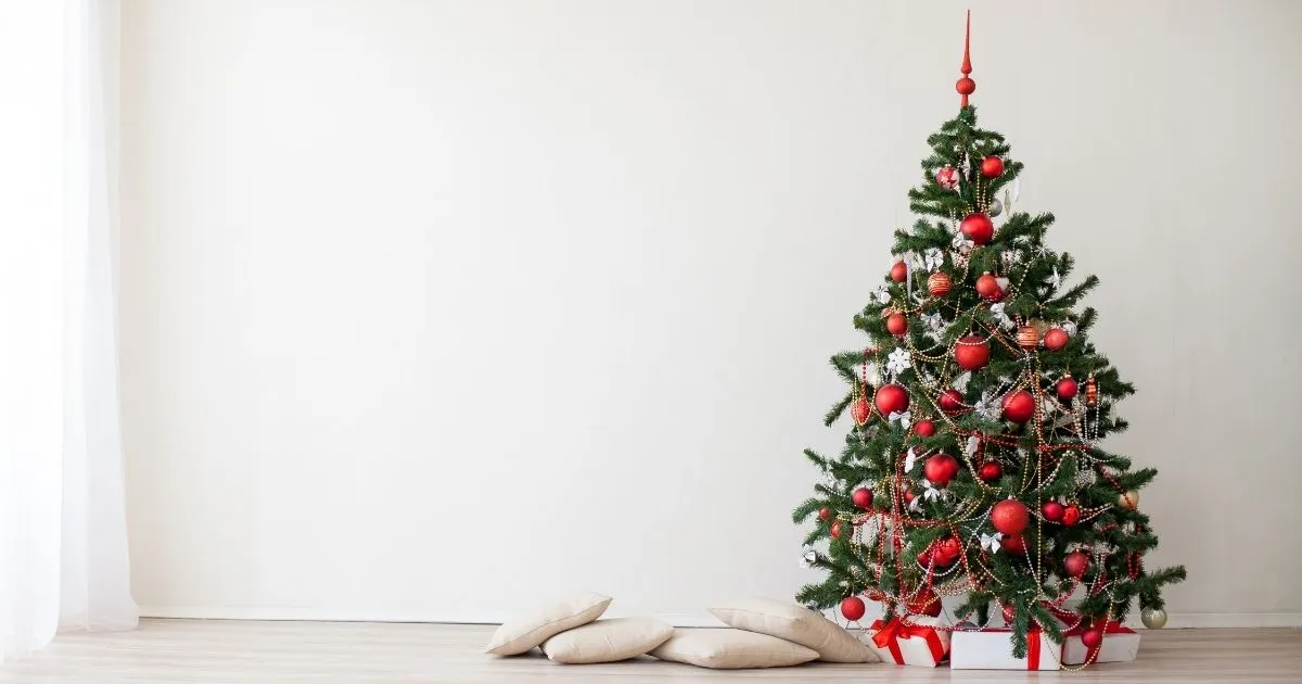 Tradisi Unik 5 Negara untuk Rayakan Natal. Dari Pakai Sepatu Roda sampai Sembunyikan Sapu