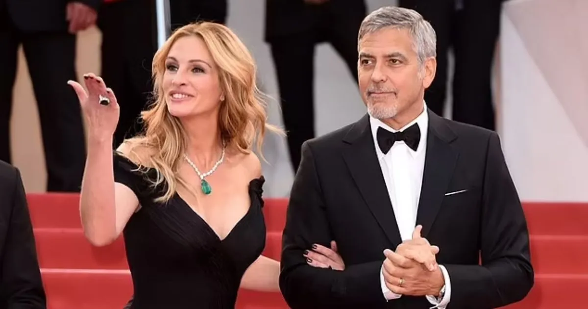 Terpergok Makan Bareng, George Clooney dan Julia Robert Ternyata Sudah Tinggal Bersama!