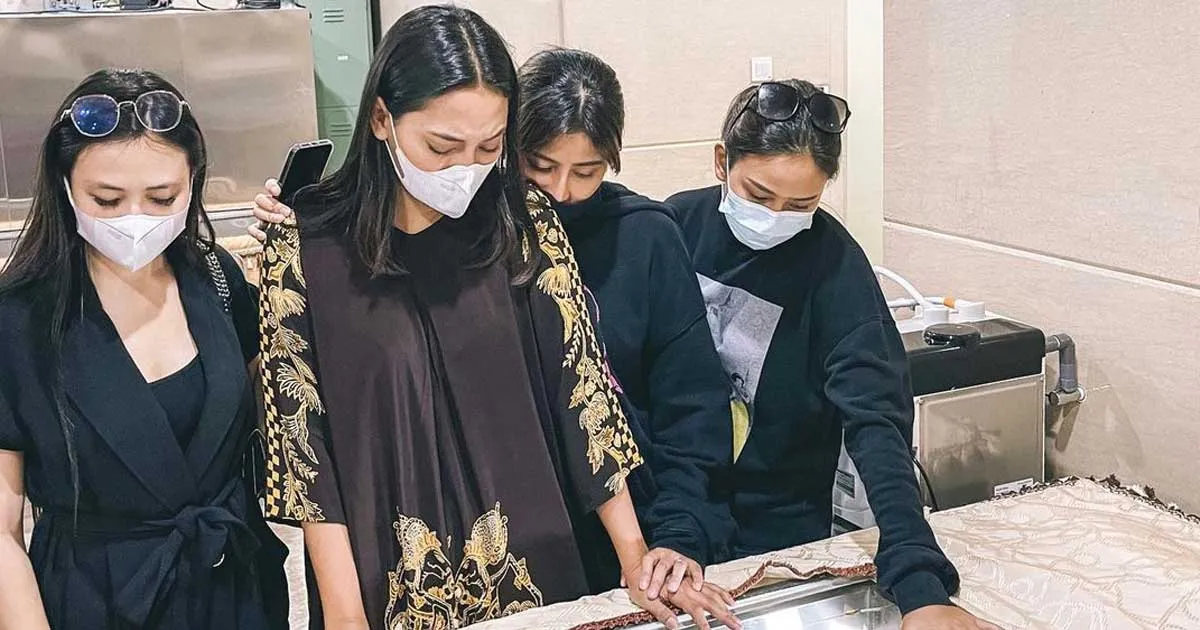 Selebgram Erika Carlina Ungkap Kenangan Terakhir dengan Laura Anna. Bikin Nyesek Banget!
