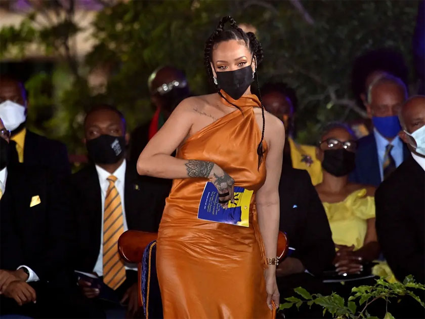 rihanna-pahlawan-nasional