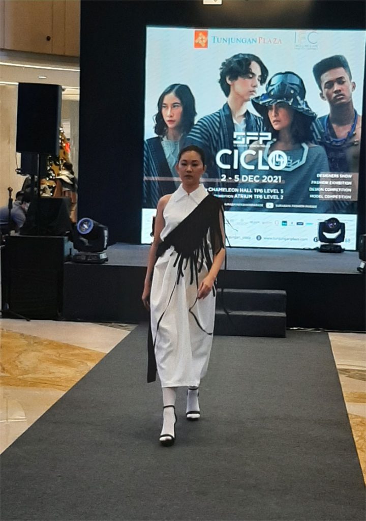 surabaya-fashion-parade-2021
