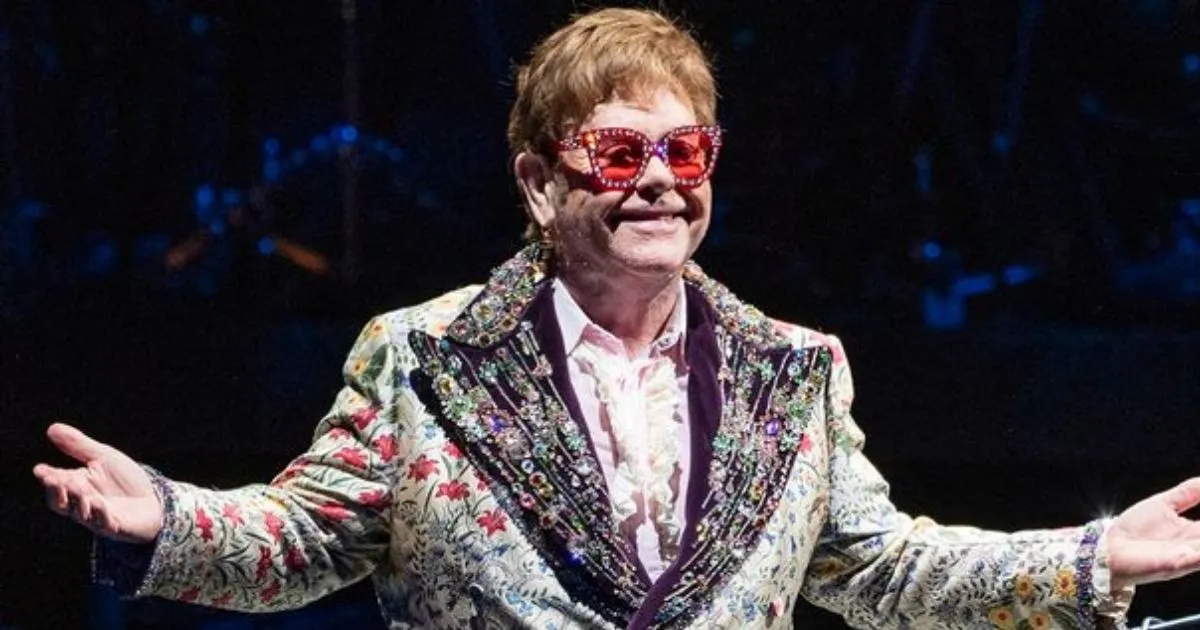 Positif Covid-19, Sir Elton John Batalkan Dua Konsernya di Texas