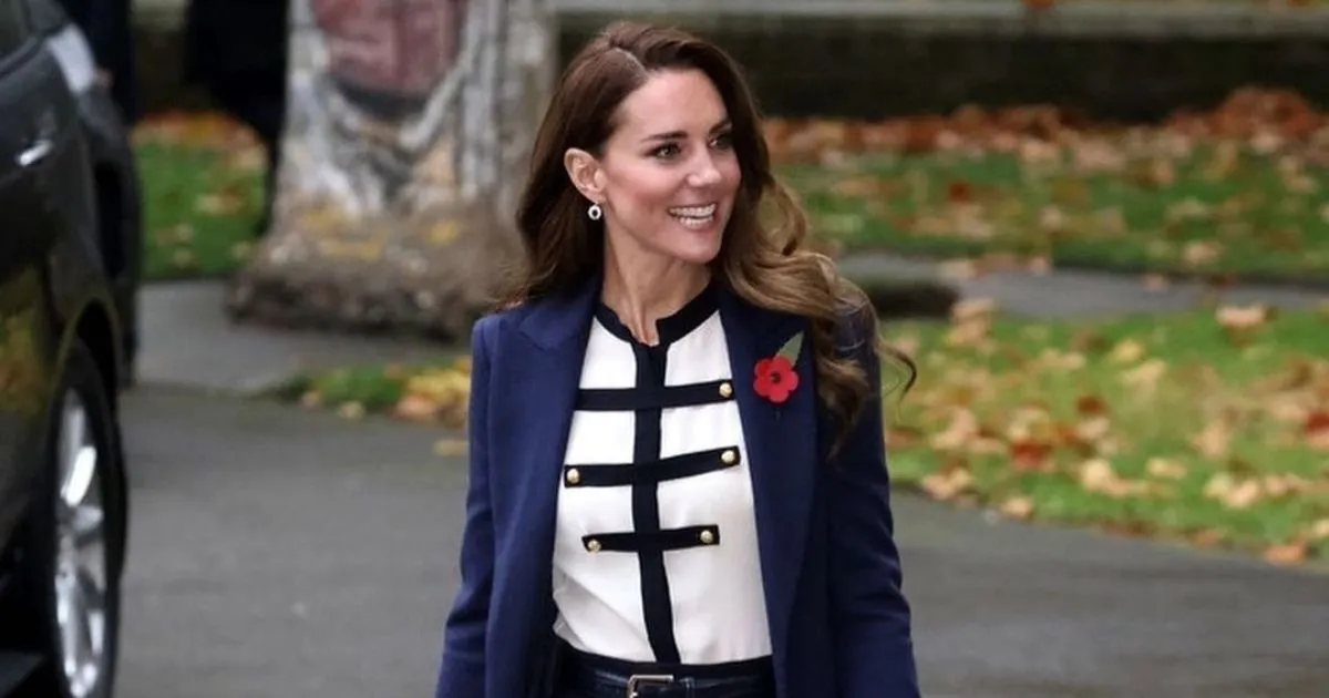 Sisi Lain Kate Middleton Akhirnya Terungkap. Tiga Foto Ultah ke-40 Jadi Bukti Kuat