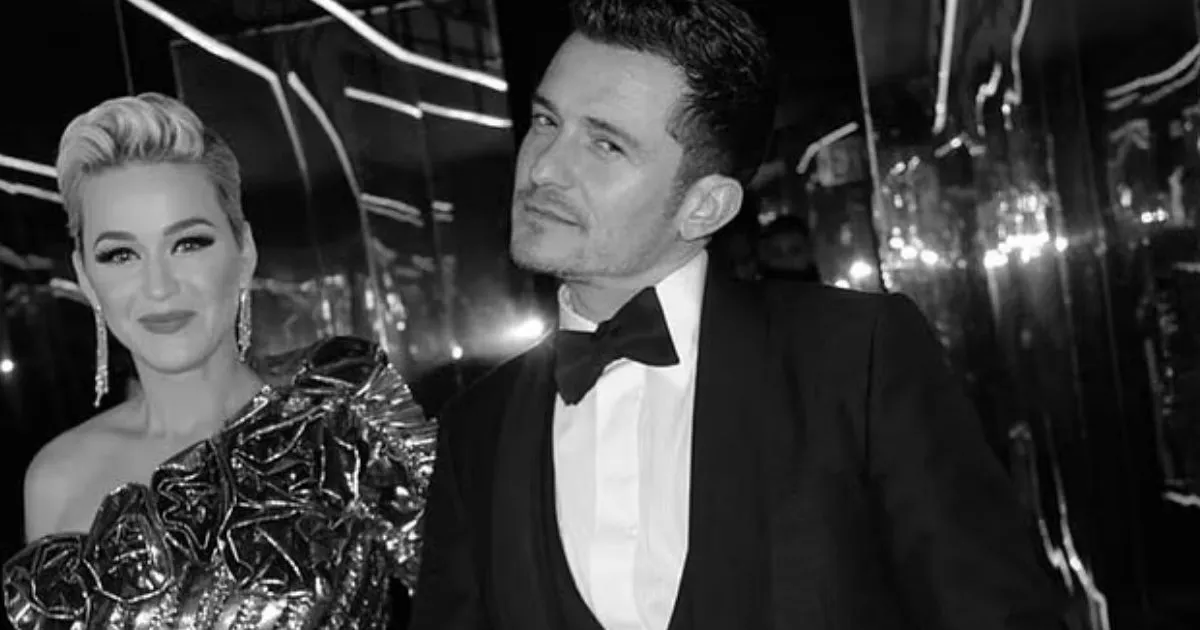 Katy Perry Tampil Topless di Ultah Orlando Bloom. Posenya Bikin Dada Terbakar