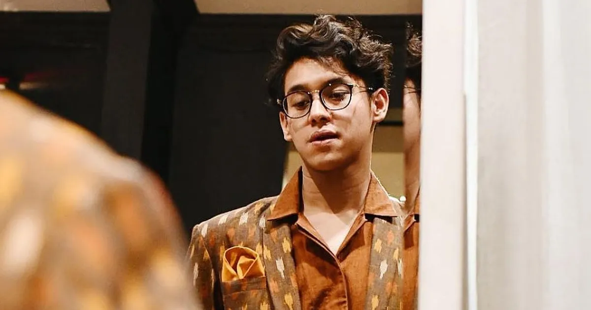 Tampil dengan Baju Tahanan, Ini Alasan Ardhito Pramono Menggunakan Ganja