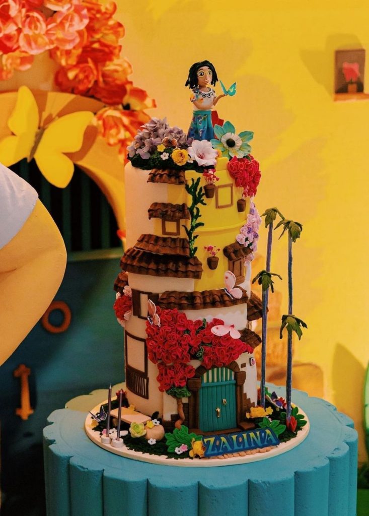 kue rumah encanto