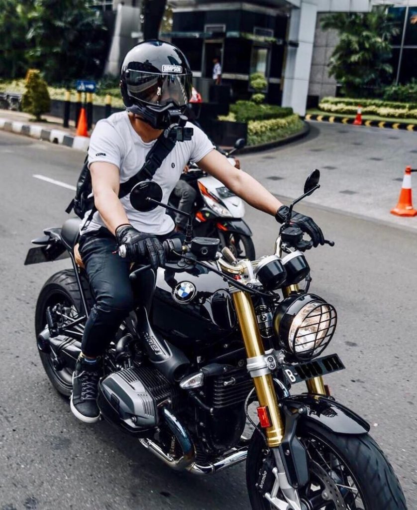 casual dengan bmw r18