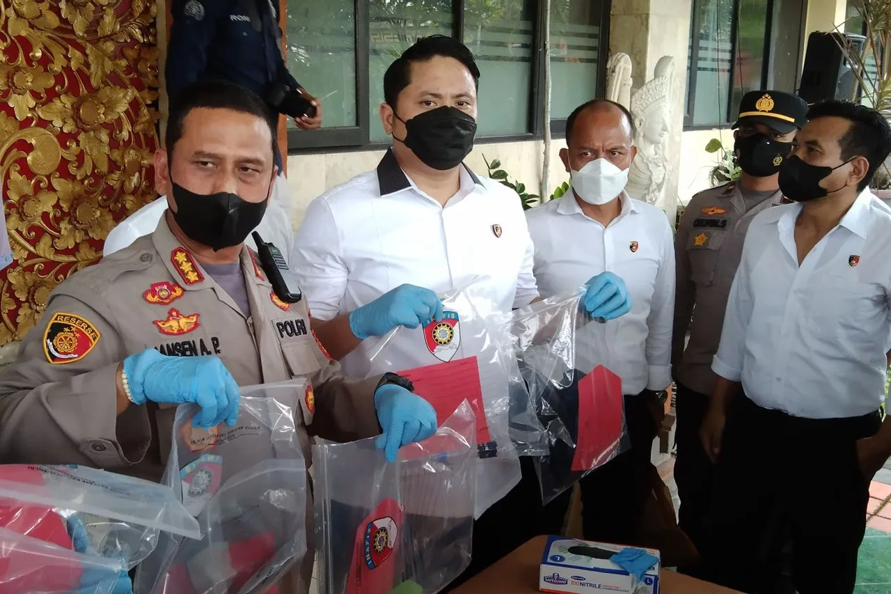 Mattew Harper Dipastikan Bunuh Diri