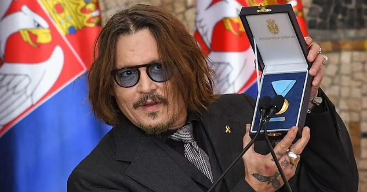 Kena Cancel Culture, Johnny Depp Bangkit dan Raih Penghargaan dari Presiden Serbia