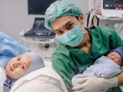 dinda-hauw-keguguran-bayi-kembarnya