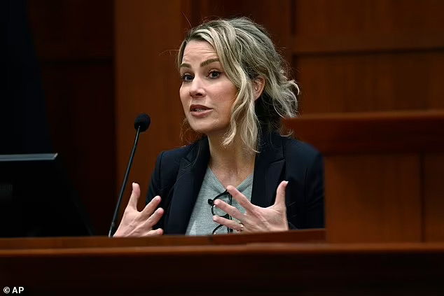 dr.-shannon-curry-dalam-persidangan-amber-heard