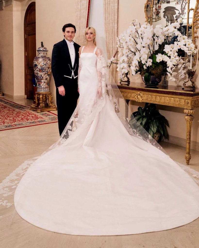 rahasia cantik pernikahan nicola peltz
