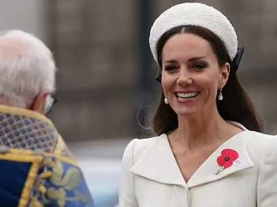 kate-middleton-kenakan-pakaian-bekas