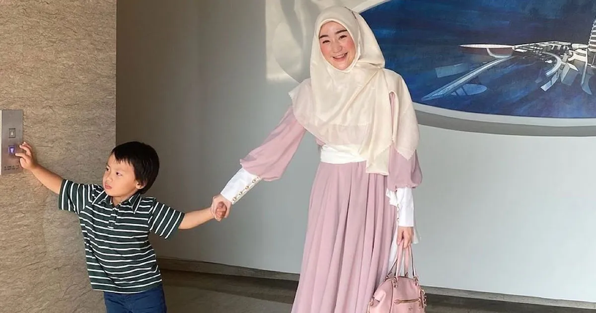 Cara Alvin Faiz Pulangkan Anak ke Larissa Chou Dikritik Bak Antar Paket