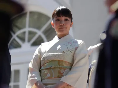 putri-mako-jadi-kurator-seni