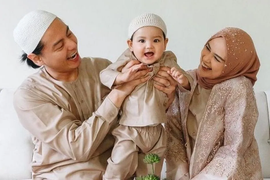 Nama Anak Ke Dua Roger Danuarta dan Cut Meyriska Ternyata Hasil Voting