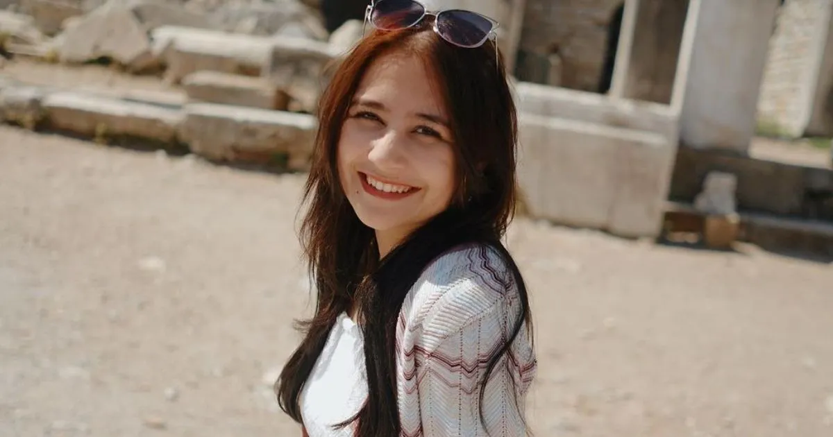 Setelah Kesal Gara-Gara Aliando, Prilly Latuconsina Kini Jadi Obat Nyamuk Angga Yunanda