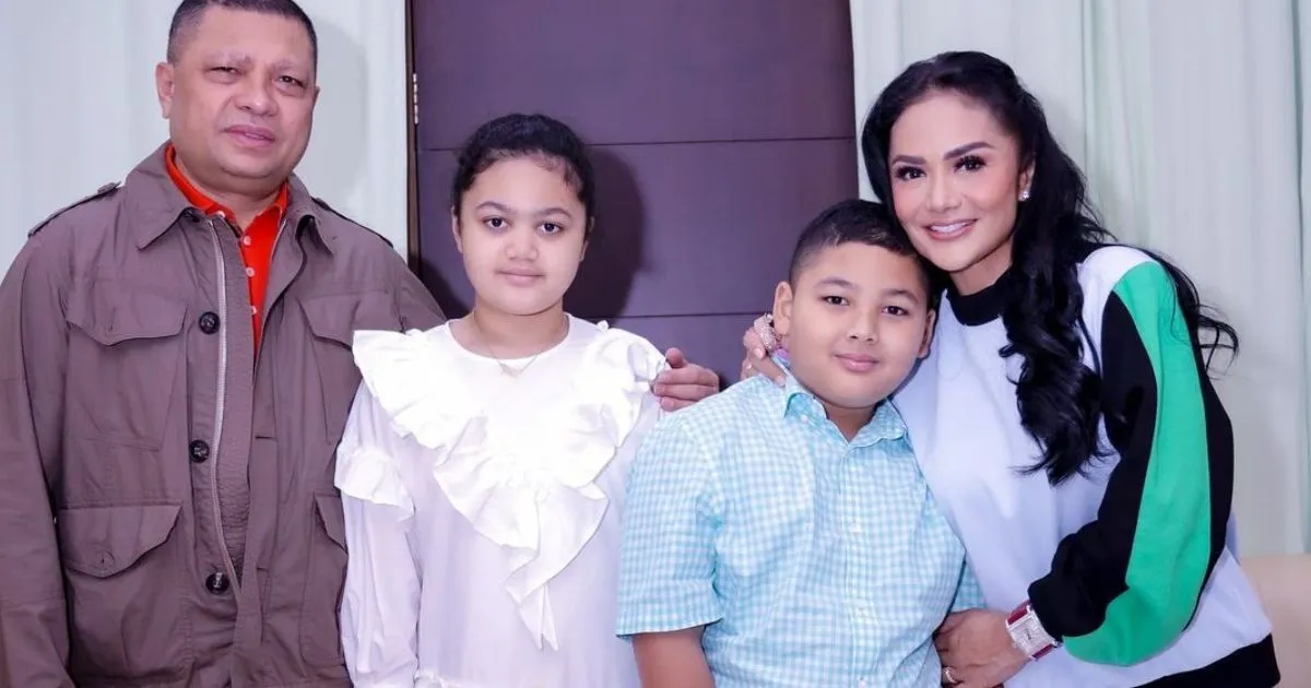 Dikira Operasi Jantung! Intip Foto Mewahnya Khitanan Putra Krisdayanti
