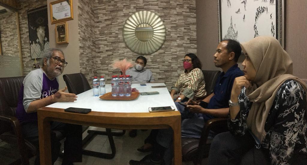 aris merdeka sirait saat audiensi kasus pelecehan seksual sma selamat pagi indonesia