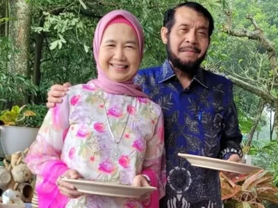 idayati-adik-joko-widodo