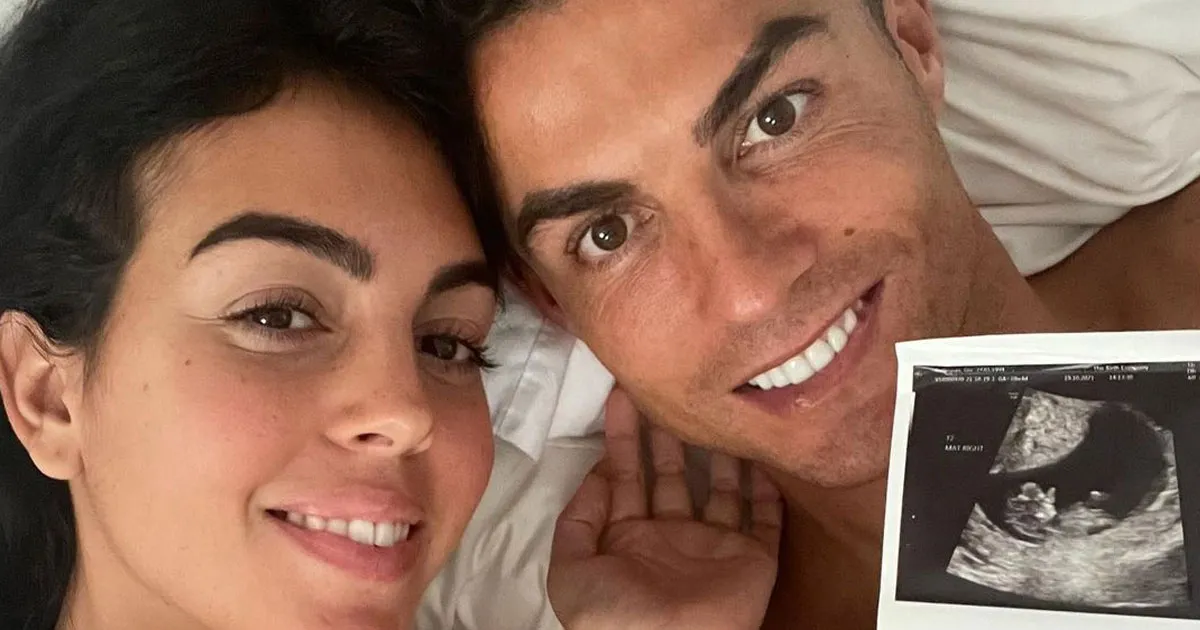 Potret Bella Esmeralda, Putri Cristiano Ronaldo yang Berhasil Bertahan Hidup