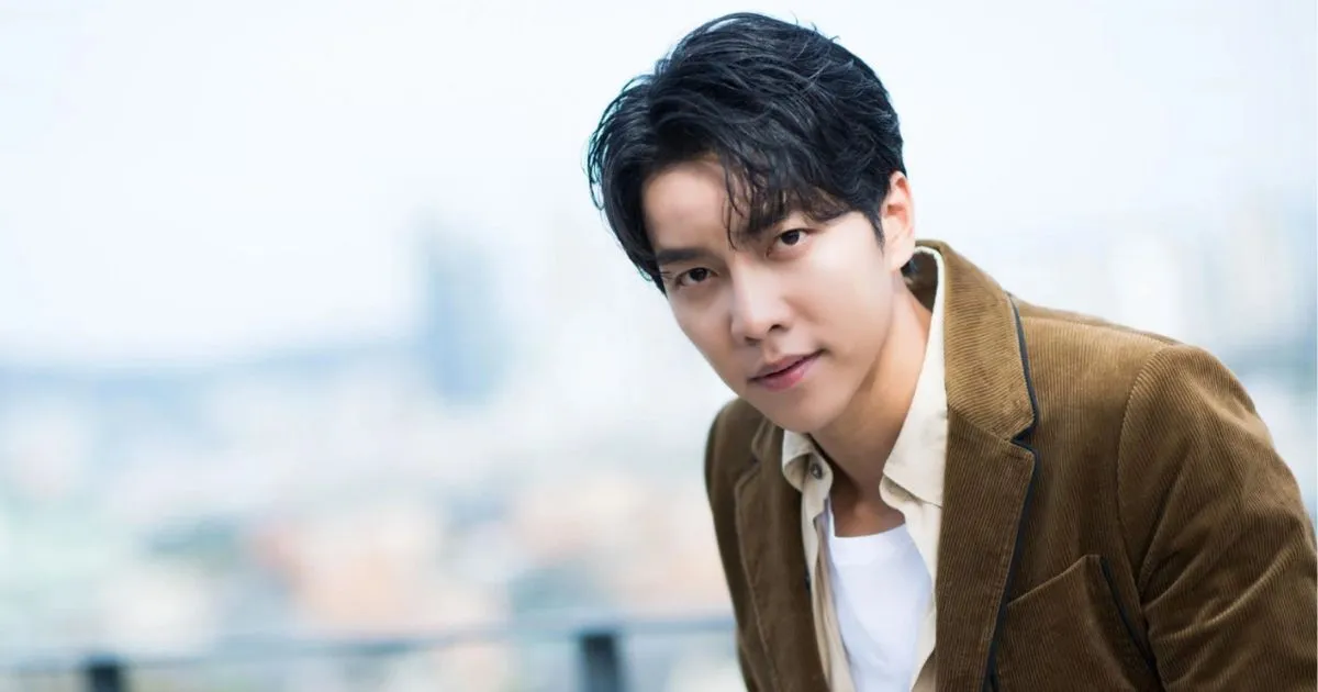 Karir Lee Seung Gi Terancam Surut karena Pacari Lee Da In