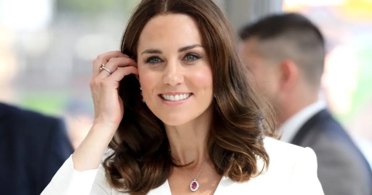 Biasa Tampil Elegan, Ini Gaya Kate Middleton Saat Jadi Tentara